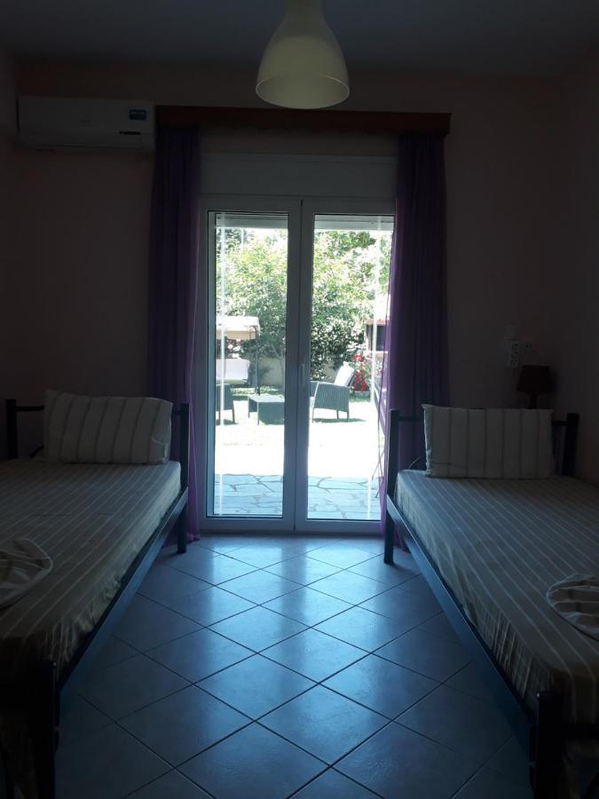 Elena Rooms-Apartments Asprovalta Exterior foto